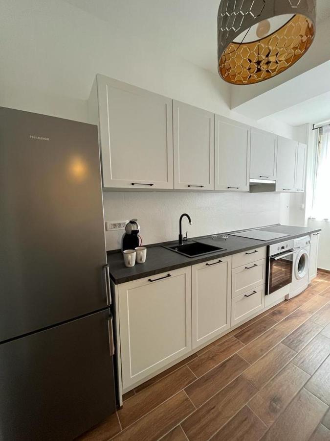 Lux Apartmans Leilighet PUY Eksteriør bilde